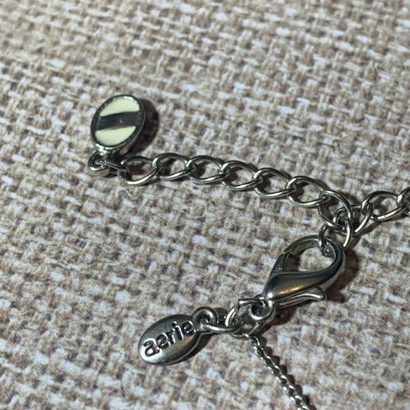 Aerie Silver Bow Necklace and Earring Set - Picture 4 of 4